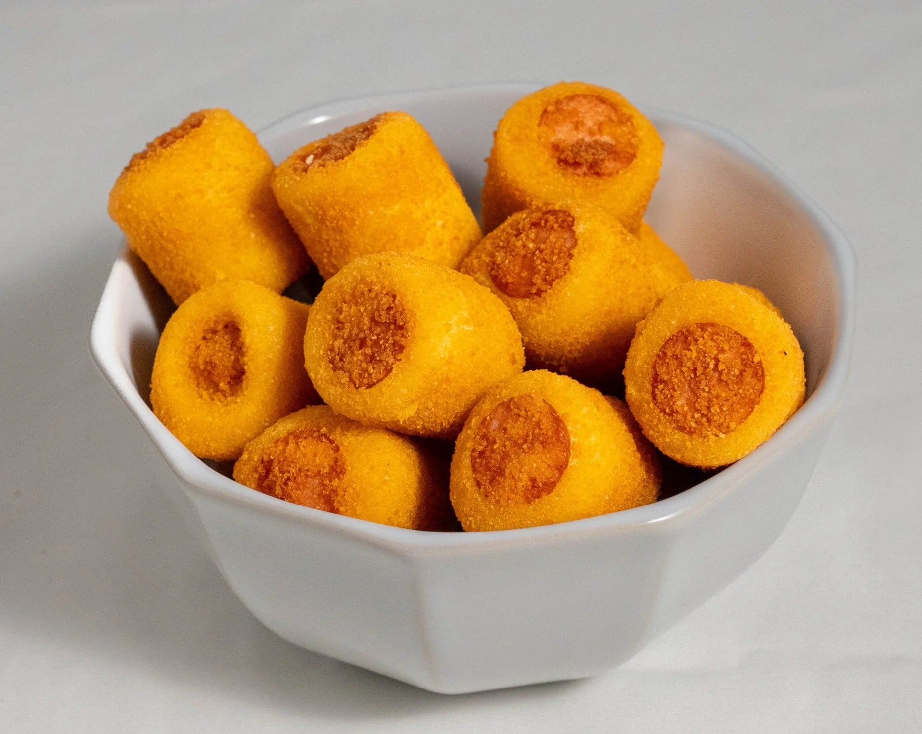 Beth's - Enrolado de Salsicha - 12 Unidades (330g)